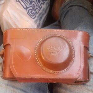 Targus Tan Leather Camera Bag